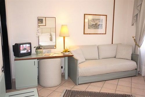 Domus Mariae Hotel