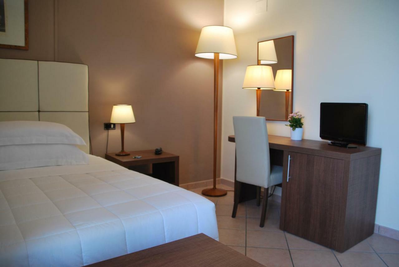 Hotel Domus Mariae 3*
